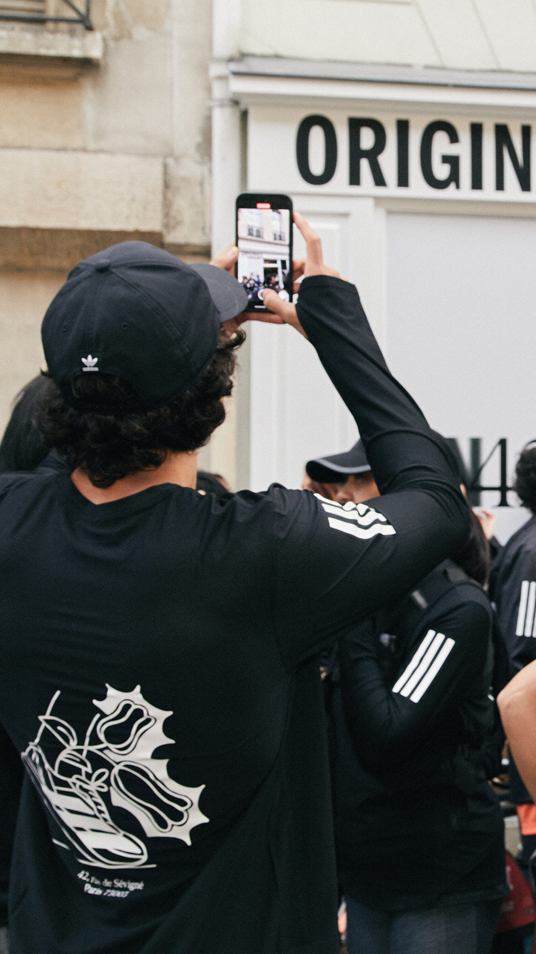 ADIDAS POP-UP N°42
