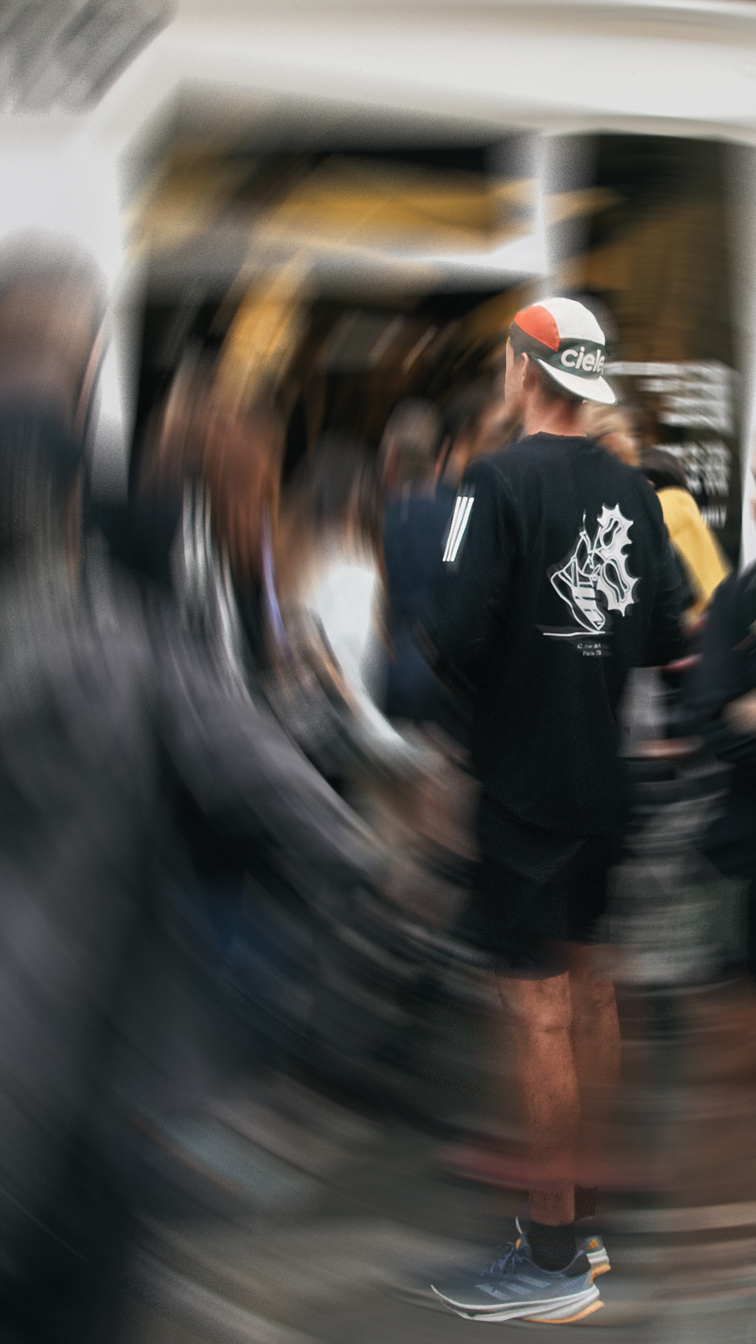 ADIDAS POP-UP N°42